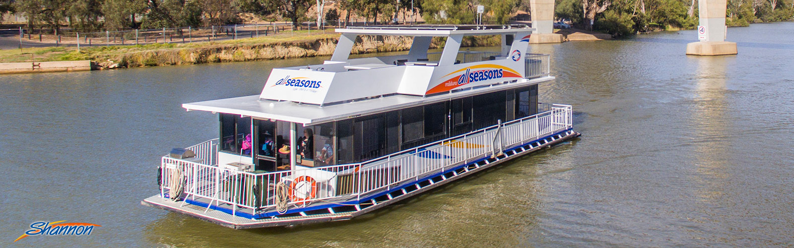 Official website Shannon Houseboat 2-8 berth All Seasons Houseboats