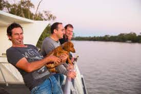 Pet friendly houseboat holiday Murray River